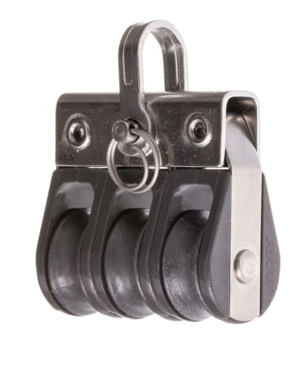 19 Nova Triple fixed shackle(Pk Size: 1)