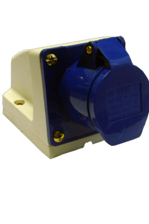 IP44 16 amp Splashproof Outlet